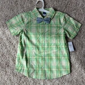 Old Navy Green and Gray Button Down Shirt Lightweight Plaid
